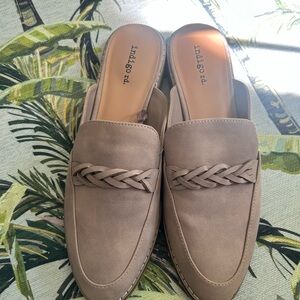 Indigo Tan Loafers with Braided Vamp Detail